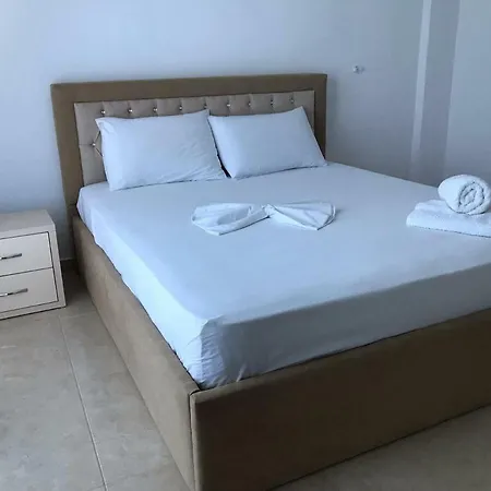 Lefter Hotell 3*